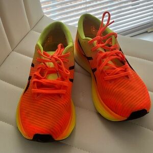 ASICS metaspeed sky ($250 shoe!) in shocking orange